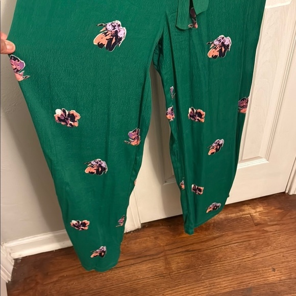 Green Flutter Sleeve Wrap Jumpsuit - Picture 2 of 9